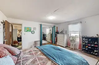 6284 STATE HIGHWAY 55 Highway Bedroom