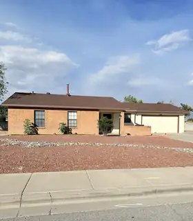 350 WESTERN HILLS Drive SE 