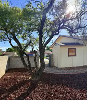 350 WESTERN HILLS Drive SE 