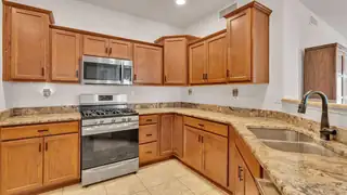 2513 ISTLE Road NE Kitchen