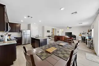 2401 DESI Loop Dining Room