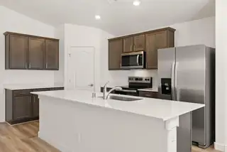 803 Calle de las Rosas Kitchen