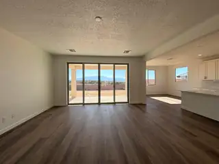 3121 Wolf Tail Loop NE Living Room