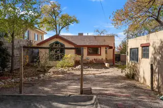 218 Amherst Drive SE Floor Plan