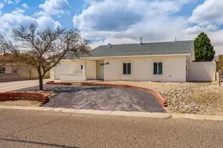 613 Wagon Train Drive SE Drive SE Exterior Front