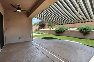 1510 ALAMO Drive SE Patio