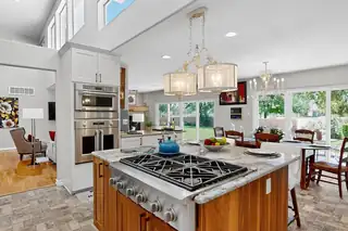 535 TONDRE Road NW Kitchen