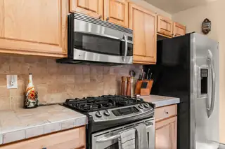 704 TYLER Road NW Kitchen