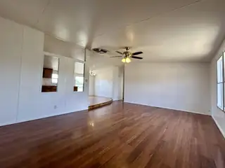 612 IRENE Avenue Living Room