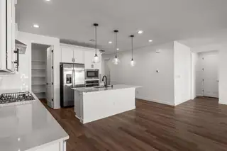 3128 Alicia Road NE Living Room