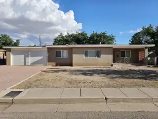 1604 LOS ARBOLES Avenue NW, Albuquerque 