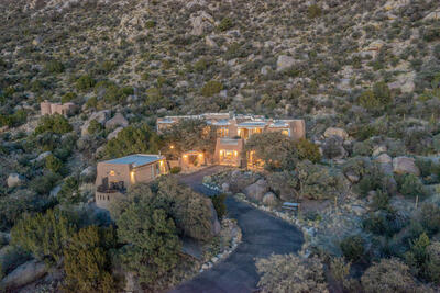 10 La Luz Trail NE, Albuquerque