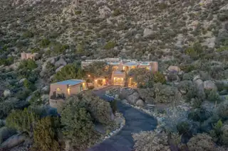 10 La Luz Trail NE, Albuquerque