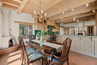 10 La Luz Trail NE Dining Room