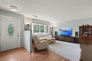 90 ARROYO COYOTE Road Living Room