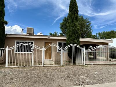 1427 VITO ROMERO Road SW, Albuquerque 