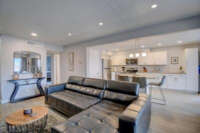 4713 COUNTRY CLUB Lane NW D-4, Albuquerque 