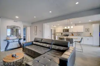 4713 COUNTRY CLUB Lane NW D-4, Albuquerque 