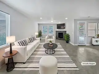 1959 CASTLE PEAK Loop NE Living Room