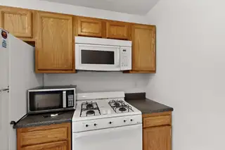 530 ALVARADO Drive SE 