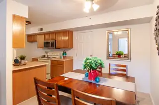 1517 GEORGENE Drive NE Dining Room