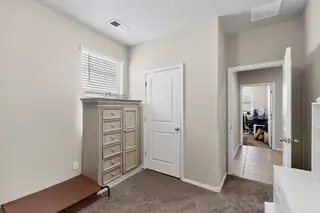 4143 SUMMIT PARK Road NE Bedroom