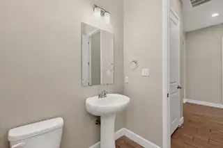 1939 Castle Peak Loop NE 