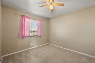 16 FUTURES Loop Dining Room