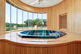 7012 RIO GRANDE Boulevard NW Hot Tub