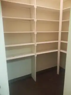 1101 CARDENAS Drive NE 106 