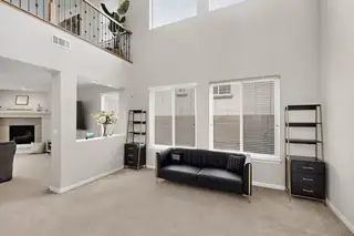 24 LOS BALCONES Place NE Living Room