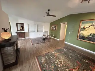 7112 Pan American Fwy NE 161 