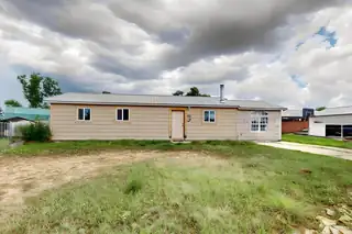 828 W West Roybal Drive, Las Vegas 