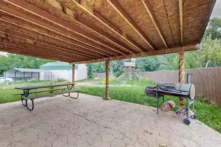 828 W West Roybal Drive Patio