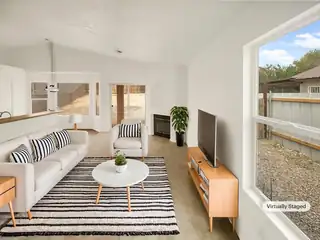 805 MALACHITE Drive SW Living Room