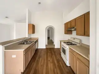 805 MALACHITE Drive SW Kitchen