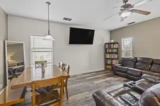 124 CASITA VISTA Place NW Living Room