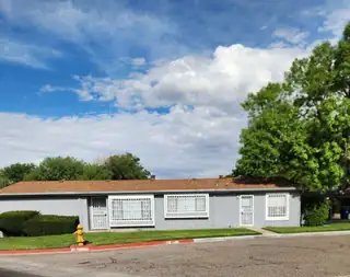 7224 Quail Hollow NE Exterior Front