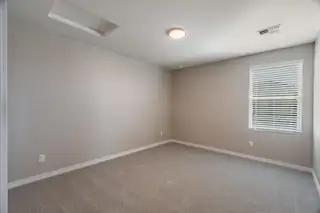 1917 Stryker SE Patio