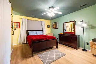 55 LYNWOOD Drive SE Bedroom