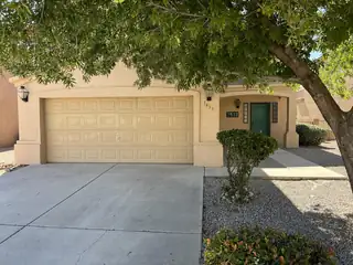 1433 ISLETA Court NE 