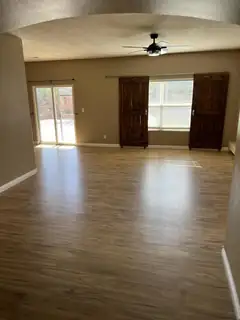 1433 ISLETA Court NE 