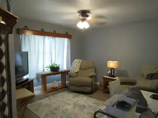 3641 CAMEO Drive Living Room