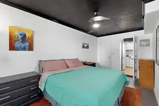 11900 LOMBARD Lane NE Bedroom