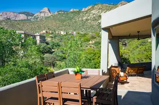 22 Tierra Monte Drive NE Patio