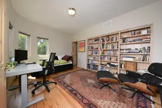 5800 TINNIN Road NW Home Office