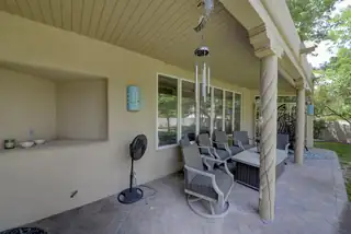 5800 TINNIN Road NW Patio