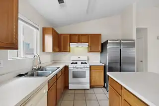 9000 VIOLET ORCHID Trail SW Kitchen