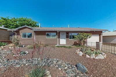 2929 Solano Drive NE, Albuquerque