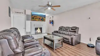 536 MESILLA Street SE Living Room